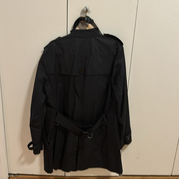 Burberry Brit men trench coat black size medium (used but great condition) - Picture 2 of 6